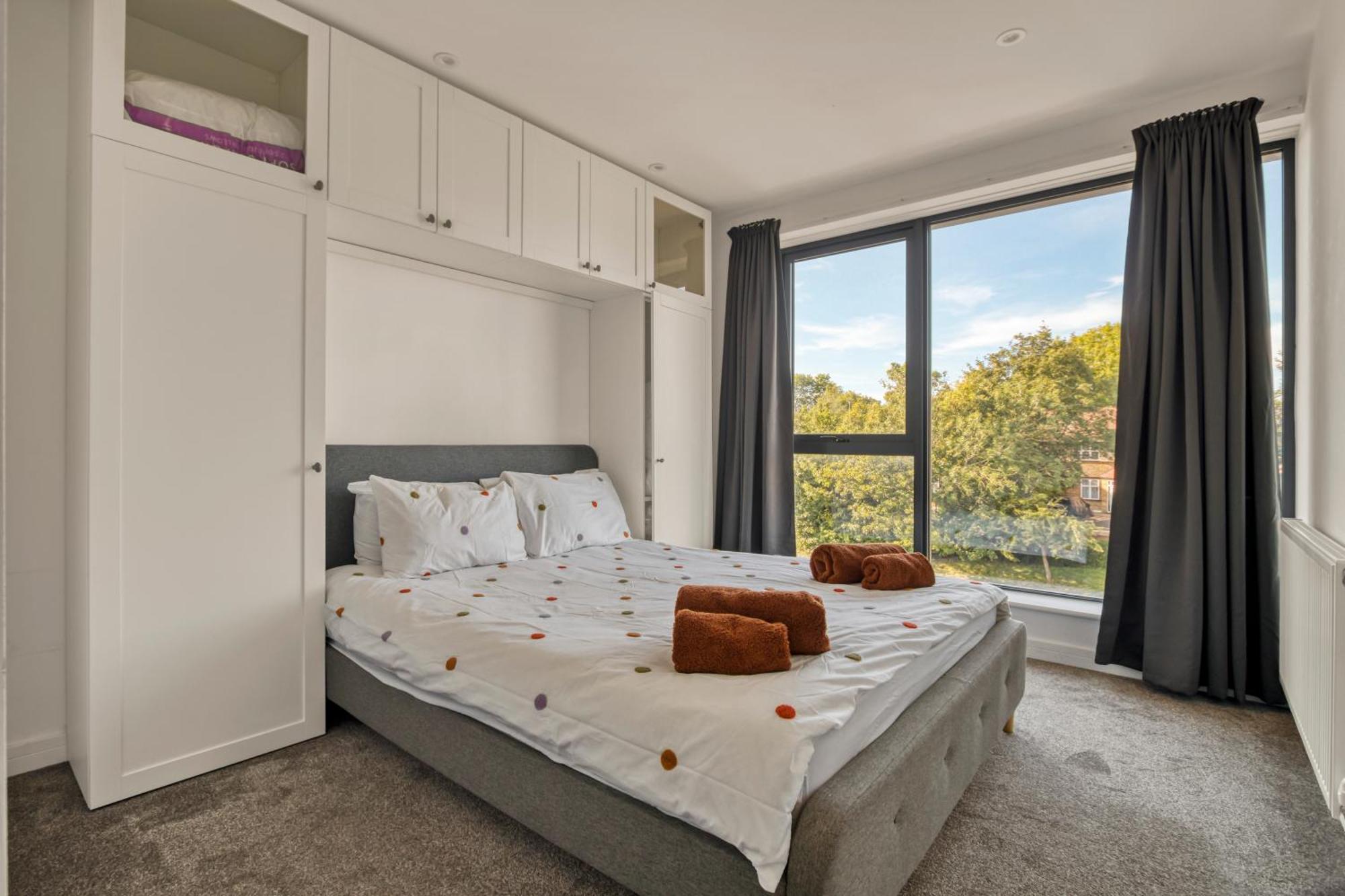 Modern Penthouse In Wembley Leilighet London Eksteriør bilde